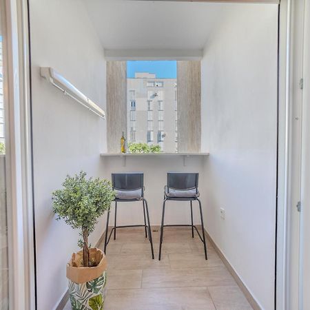 Split Apartment M&T Bagian luar foto