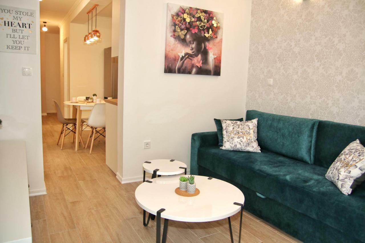Split Apartment M&T Bagian luar foto